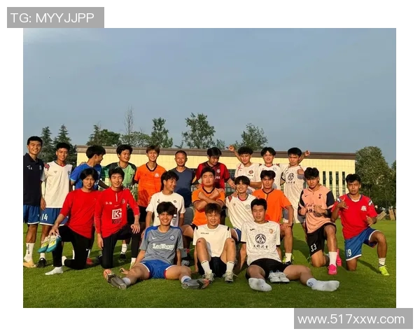 重庆足球队在最新足球状态排行榜中荣登第十名展现出强劲实力与潜力 重庆足球队在最新足球状态排行榜中荣登第十名展现出强劲实力与潜力