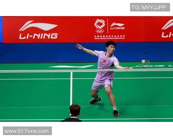 深圳羽毛球队在大师赛中的默契配合与战术分析