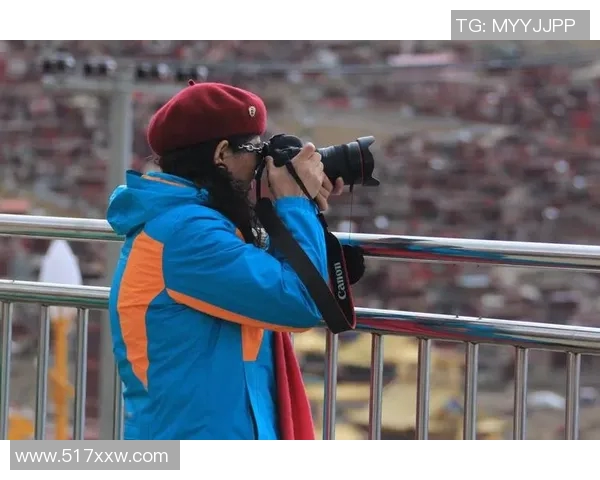 足球明星踏上高原之旅在西藏展现足球魅力与人文风情 足球明星踏上高原之旅在西藏展现足球魅力与人文风情