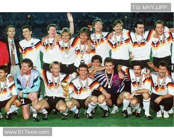 回顾1988年德国足球明星的辉煌历程与成就分析